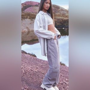 Gray cargo pocket wide leg jeans 
Size 2
Length approx 80cm/31.5”